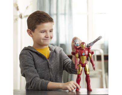 Hasbro Avengers figúrka Iron Man s Power FX príslušenstvom