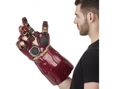 Hasbro Avengers Legends zberateľská Hulkova rukavice