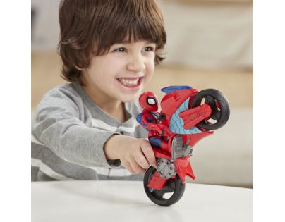 Hasbro Avengers Super Heroes figúrka a motorka Spider-Man
