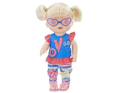 Hasbro Baby Alive Panenka s náhradním oblečením