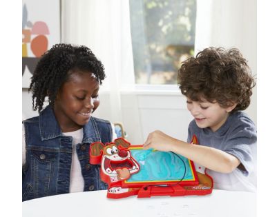 Hasbro Detská hra Operácie Pet Scan