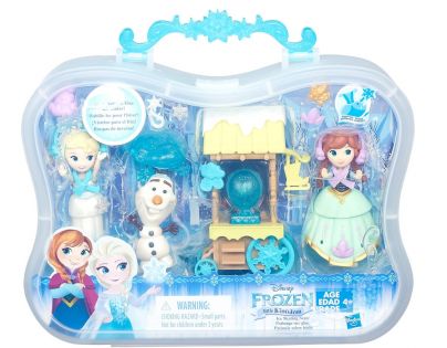 Hasbro Disney Frozen Little Kingdom Set malé panenky s příslušenstvím - Ice Skating Scene