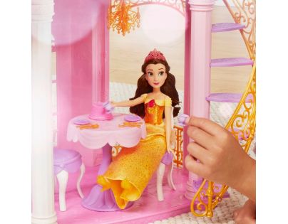 Hasbro Disney Princess oslava na zámku