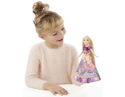 Hasbro Disney Princess Panenka s vybarvovací sukní - Locika