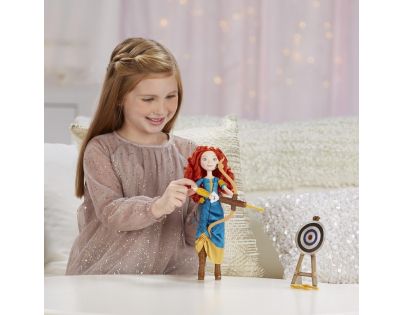 Hasbro Disney Princess Princezna s módními doplňky Merida