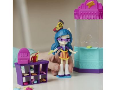 Hasbro My Little Pony Equestrii Girls hrací set Kino