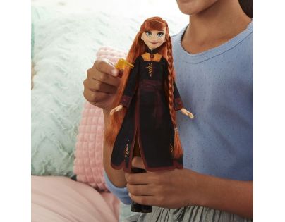 Hasbro Frozen 2 Anna a česaci set