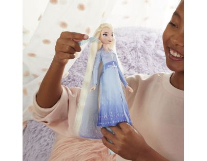 Hasbro Frozen 2 Elsa a česaci set