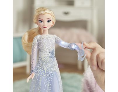 Hasbro Frozen 2 Kúzelné dobrodružstvo Elsa