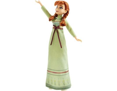 Hasbro Frozen 2 Bábika Anna s extra šatami