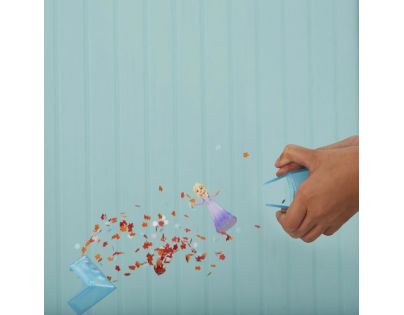 Hasbro Frozen 2 Prekvapenie v ľade svetlo modrý diamant