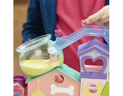 Hasbro Littlest Pet Shop Domeček pro zvířátka
