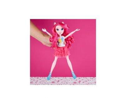 Hasbro My Little Pony Equestrii Girls bábika Aj Pinkie Pie