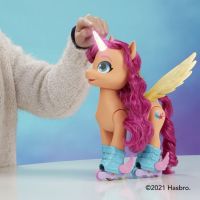 Hasbro My Little Pony Figúrka Sunny spieva a korčuluje 3