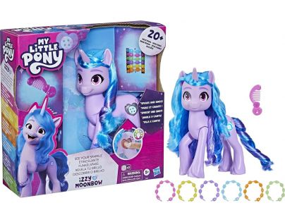 Hasbro My Little Pony Izzy objav v sebe iskru