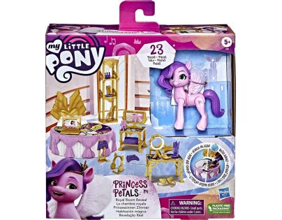Hasbro My Little Pony Kráľovská komnata Premena