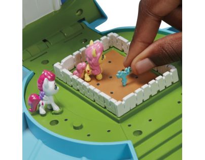 Hasbro My Little Pony Miniworld hracia sada s domčekmi