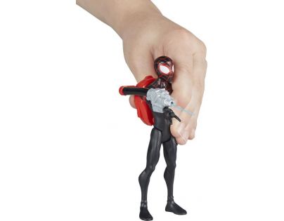 Hasbro Spiderman 15cm s vystřelovacím pohybem Kid Arachnid
