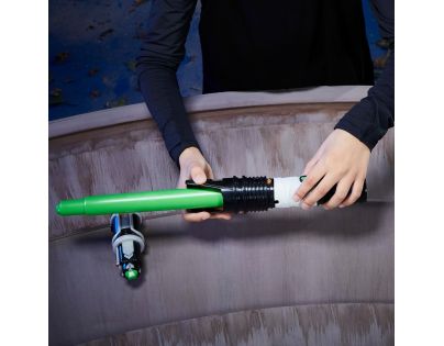 Hasbro Star Wars Forge Luke základný svetelný meč