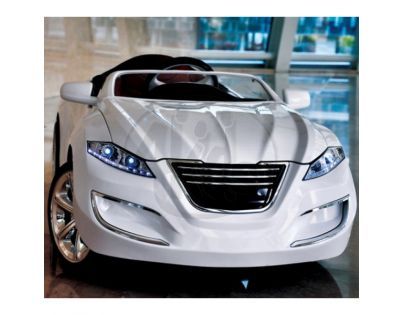 Elektrické auto Henes M7 Premium bílé