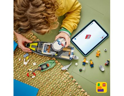 LEGO® City 60456 Naháňačka na policajnej lodi