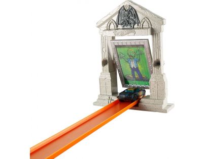 Hot Wheels Dráha závodní překážky - Zombie Attack