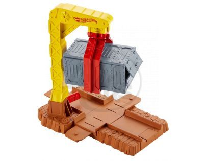 Hot Wheels Track Builder základní set - Pád kontejneru