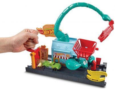 Hot Wheels City Utkej se s příšerou Štír