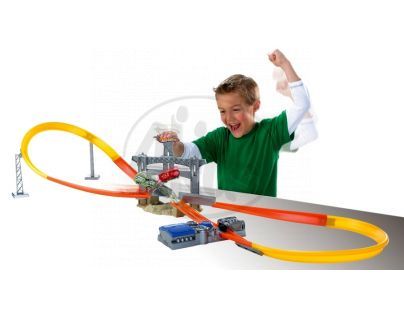 Hot Wheels R1704 - Crash Starter Set