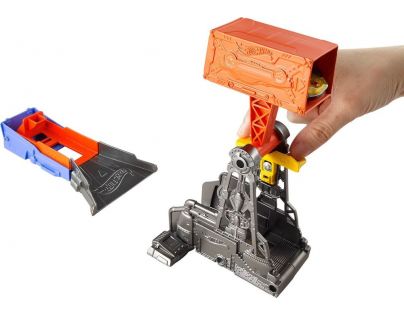 Hot Wheels dráha do kapsy - DJD99 Úder kladiva