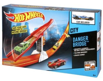 Hot Wheels Dráha závodní překážky - Most strachu