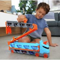 Hot Wheels nadupaný ťahač - Poškodený obal 3