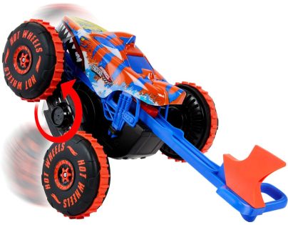 Hot Wheels RC Monster Trucks Lezec Tiger Shark - Poškodený obal