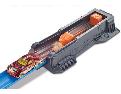 Hot Wheels spirálová jízda