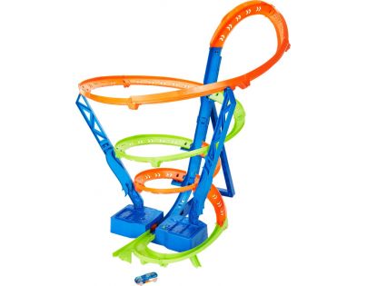 Hot Wheels zrážka na špirále