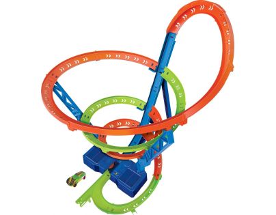 Hot Wheels zrážka na špirále