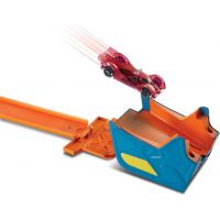 Hot Wheels Tahač a pojízdná Dráha 5