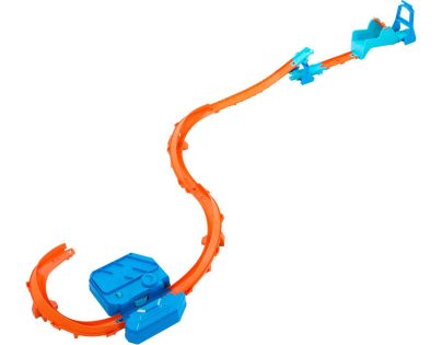 Hot Wheels Track Creator nabušená sada s boosterom - Poškodený obal