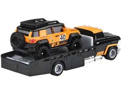 Hot Wheels tímový nákladiak Toyota FJ Cruiser