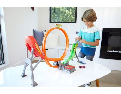 Hot Wheels Action zdvihni výkon