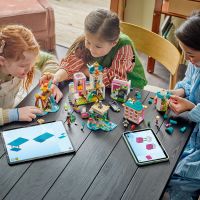 LEGO® Disney 43267 Hrad princezien a kráľovskí domáci miláčikovia 4