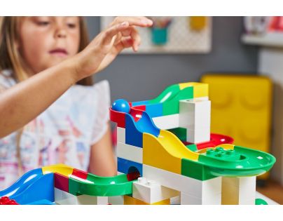 Hubelino Guľôčková dráha Set s kostkami Anniversary 525 ks