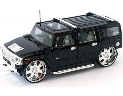 Hummer H2 SUV 2003 Maisto 1:18 tuning