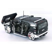 Hummer H2 SUV 2003 Maisto 1:18 tuning 2