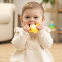 Infantino Hryzátko silikónové Banán 3