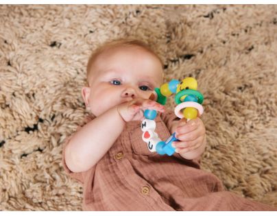 Infantino Hryzátko silikónové Friendship