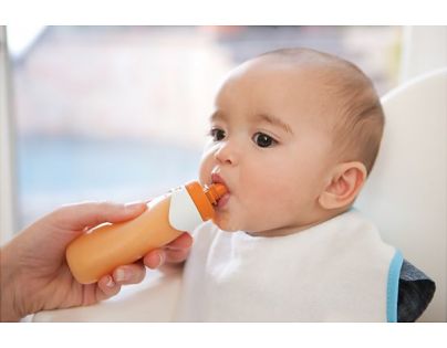 Infantino Fľaštička Squeeze