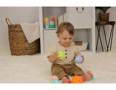 Infantino Loptičky s textúrami Super Soft 6 ks