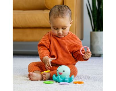 Infantino Svietiaca chobotnica s krúžkami do kúpeľa