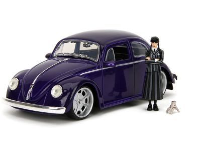 Jada Wednesday auto 1972 VW Beetle 1:24 a figúrka Wednesday